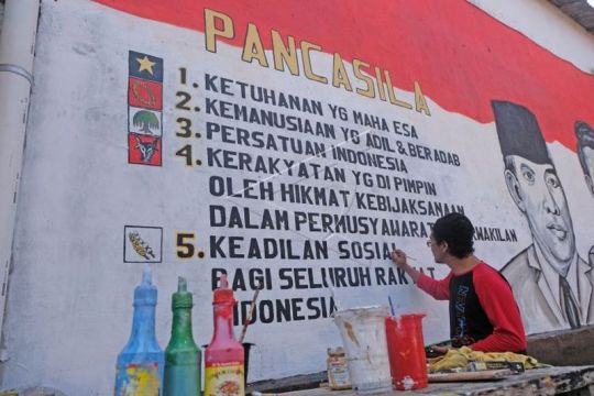 Mural hari lahir Pancasila Page 1 Small