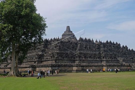 Rencana kenaikan tarif naik ke bangunan Candi Borobudur Page 3 Small