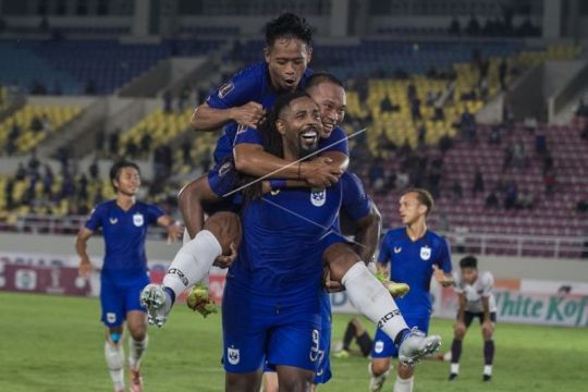 PSIS Semarang menang lawan Persita Tangerang Page 1 Small