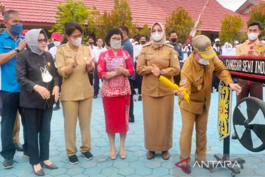 Bupati Kotim ingatkan jangan ada perpeloncoan peserta didik baru