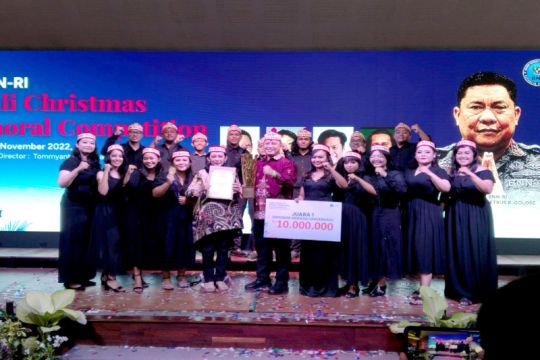 Tim Paduan Suara BNNP Kalteng raih Juara I ajang Bali Christmas Choral Competition
