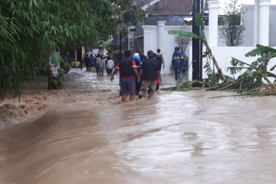 Perumahan Dinar Indah dan Rowosari Semarang kembali diterjang banjir bandang