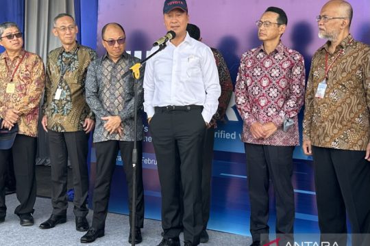 Harga LCGC naik 5 persen