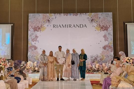 RiaMiranda Pangkalpinang launching koleksi Ramadhan dan edukasi kesehatan wanita