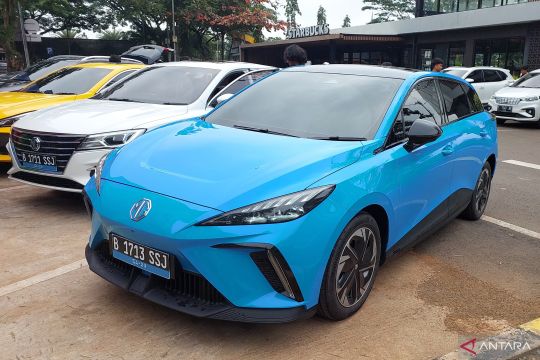 Impresi berkendara dengan mobil listrik MG4 EV lintasi jalur mudik Bandung