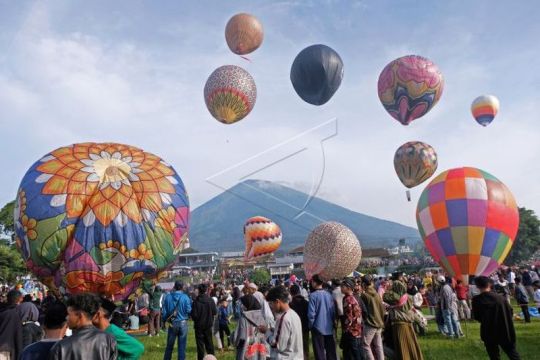 Festival balon udara di Temanggung Page 1 Small