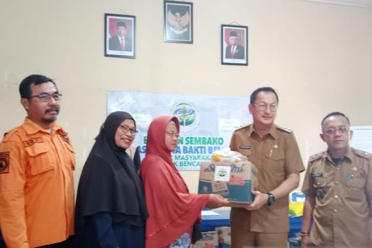 Wabup Belitung salurkan bantuan kepada korban bencana puting beliung