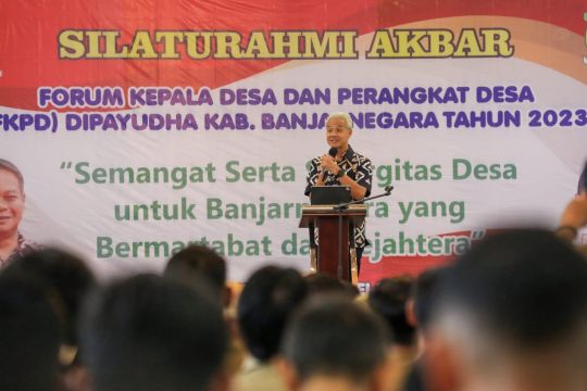Gubernur Jateng ingatkan kades soal capaian target nasional