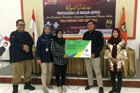 BPJAMSOSTEK Semarang Majapahit serahkan kepesertaan ke KPU Demak