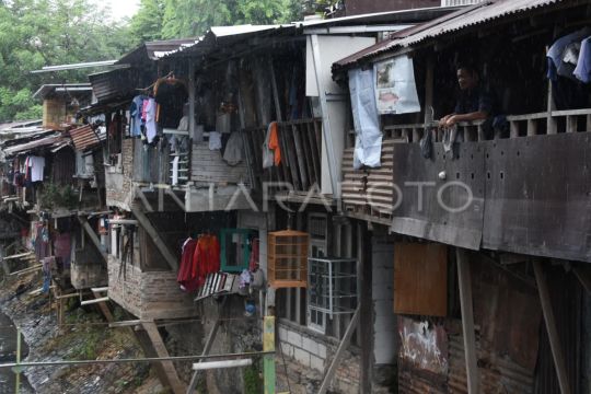 Pemerintah terus bekerja keras berantas kemiskinan, kata Jokowi