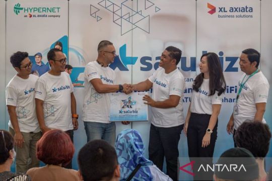 Peluncuran fitur "Open Wi-Fi" dan "Managed Wi-Fi" XL SATU BIZ Page 1 Small