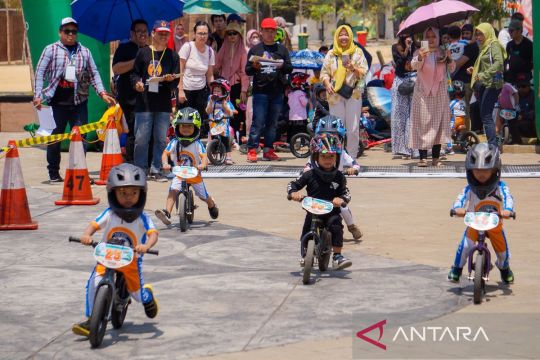 Lomba balap sepeda dorong  Page 2 Small