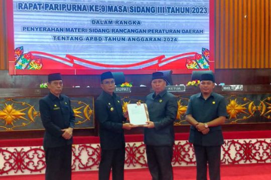 DPRD dan Pemkab Murung Raya teken nota kesepakatan KUA PPAS APBD 2024