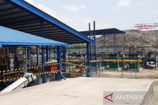 Mewujudkan energi alternatif dari gunungan sampah  di Solo