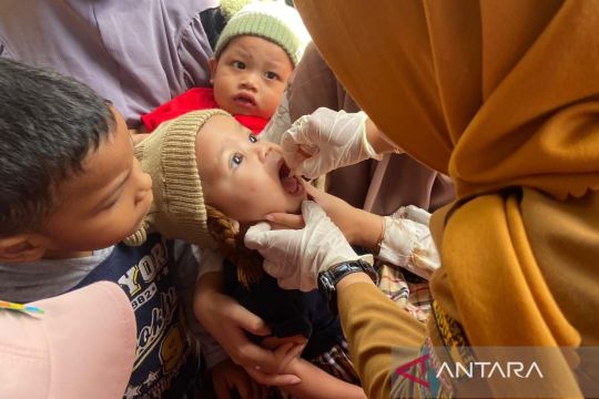 Dinkes  Kudus targetkan 99,5 persen anak dapat vaksin polio putaran 2