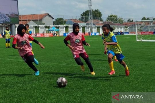 1.712  siswi SD/MI di Keresidenan Pati ikuti kompetisi sepak bola putri