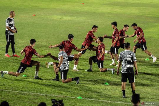 Ferarri dan Rachmat Irianto susul timnas ke Vietnam, Jay Idzes demam