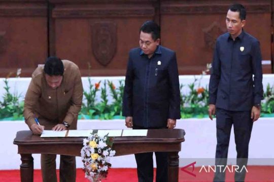 Raperda Perlindungan MHA Dayak dan DAS Kalteng ditetapkan jadi Perda