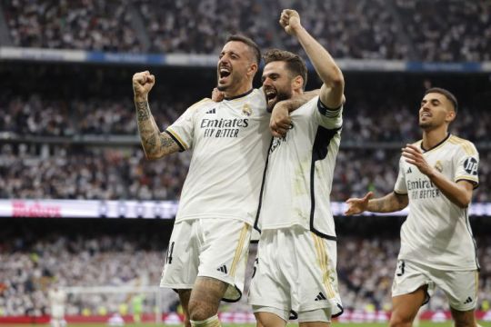 Real Madrid dekati gelar juara liga usai tekuk Cadiz
