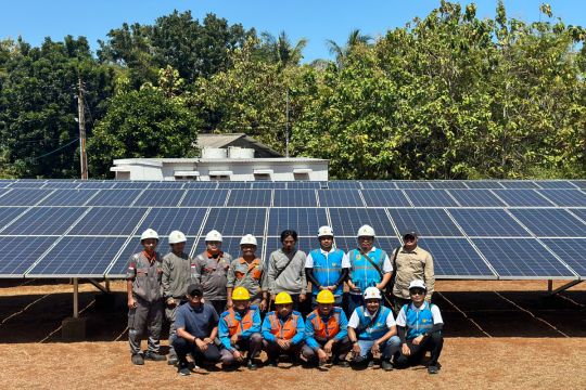 PLN sukses terangi pulau di Karimunjawa dengan energi terbarukan