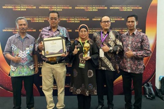 Pemkab Batang  raih penghargaan sistem penjaminan kesehatan 2024