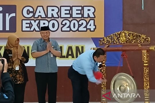 SMK  di Temanggung Jateng selenggarakan bursa kerja