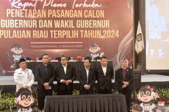 KPU Tetapkan Ansar-Nyanyang sebagai gubernur dan wakil gubernur terpilih periode 2025-2030 Page 2 Small