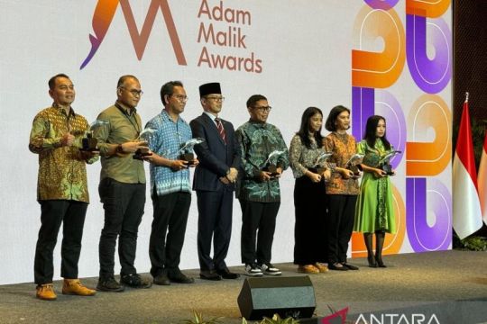 Antaranews.com raih Adam Malik Award 2025 media daring terbaik