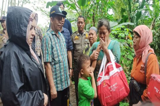 Korban longsor di Kabupaten Pekalongan bertambah 17 orang