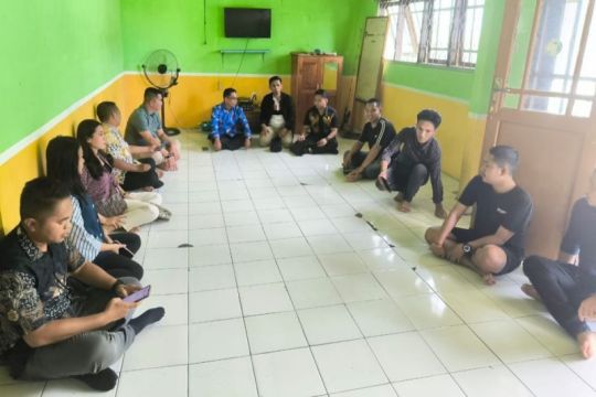 Komisi I perjuangkan aspirasi mahasiswa Kotim di Palangka Raya