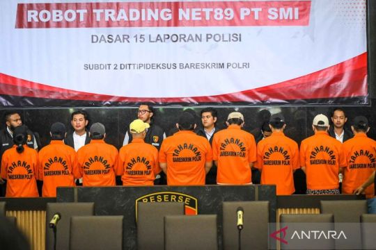 Triliunan rupiah di sita pada kasus robot trading Net89