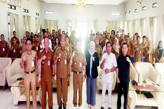 Pj Bupati Barut tekankan pentingnya kesepakatan FPD menyusun RKPD 2026