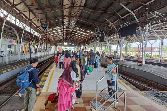 33.375 penumpang berangkat dari Purwokerto pada H+3 Lebaran