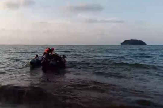 BPBD Jepara cari wisatawan tenggelam di Pulau Mandalika