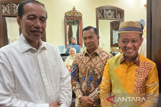 Jokowi tanggapi pertemuan Presiden Prabowo dan Megawati