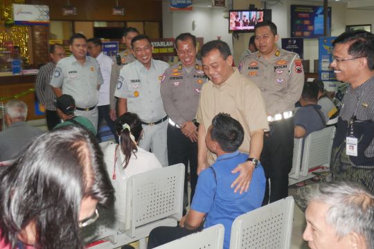 Gubernur : Penghapusan denda pajak kendaraan ringankan beban warga