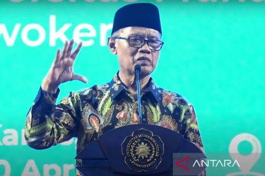 Haedar  Nashir larang PTMA berikan gelar profesor kehormatan