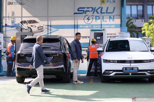 Pemilik mobil listrik di Indonesia mayoritas kelompok menengah atas