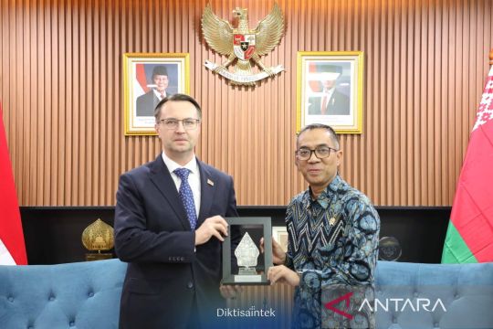 Indonesia, Belarus  discuss strengthening human development cooperation