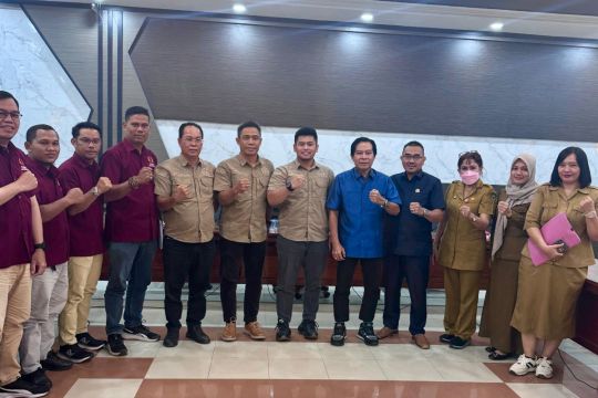 Legislator minta pengurus KONI Kapuas mundur jika tak raih prestasi di porprov