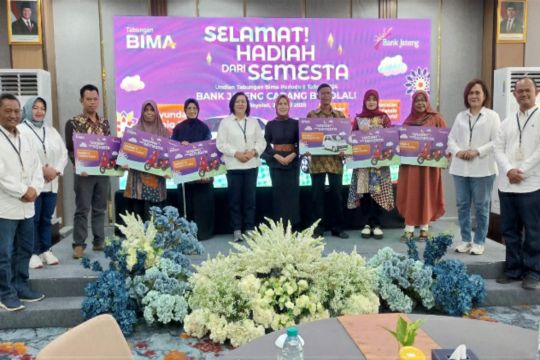 Nasabah Bank Jateng Boyolali raih mobil Wuling Air EV