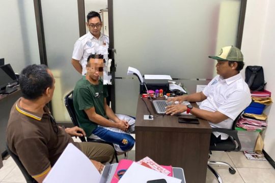 Polresta Banyumas-Jateng  ungkap kasus peredaran 96,7 gram sabu