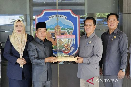 DPRD Murung Raya dan Kutai Barat laksanakan pertemuan