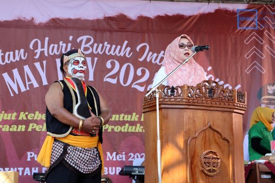 Wakil  Bupati ajak buruh untuk bersama-sama membangun Banyumas