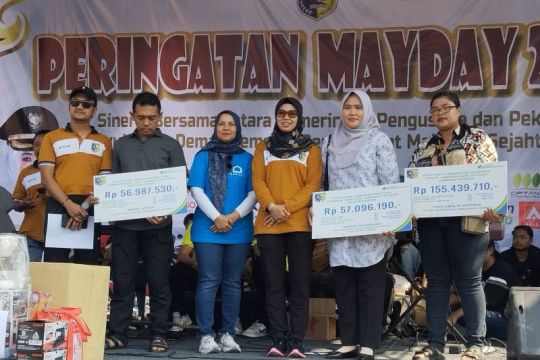 BPJS Ketenagakerjaan Semarang Majapahit serahkan santunan ahli  waris