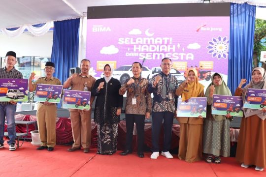 Bank Jateng Cabang Purworejo serahkan hadiah Tabungan Bima