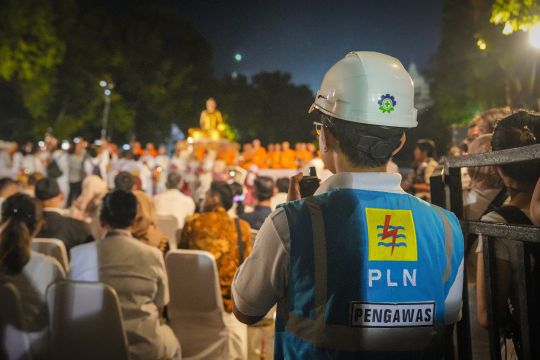 PLN hadirkan listrik tanpa kedip selama Perayaan Waisak