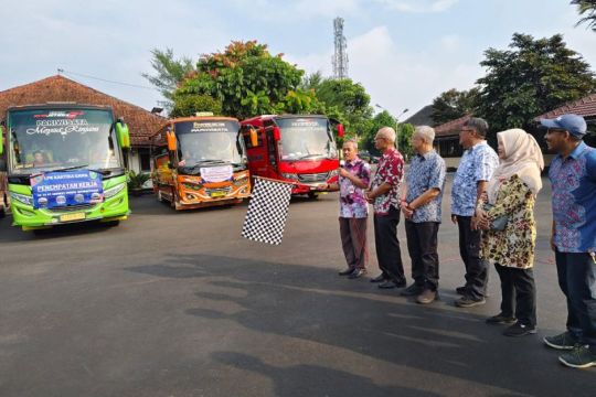 Pemkab Purbalingga  buka jalan lebar warga mengakses kesempatan kerja
