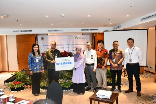 BPJS Ketenagakerjaan serahkan klaim JKM kepada ahli waris debitur KUR