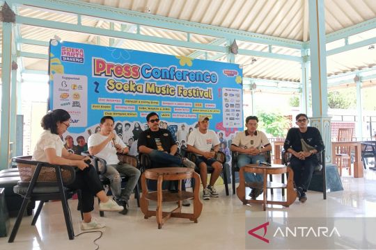 Belasan artis ramaikan pertunjukan musik di De Tjolomadu